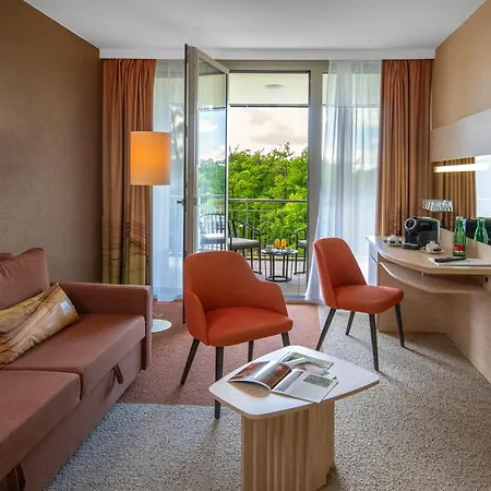 Lifestyle Matra Hotel